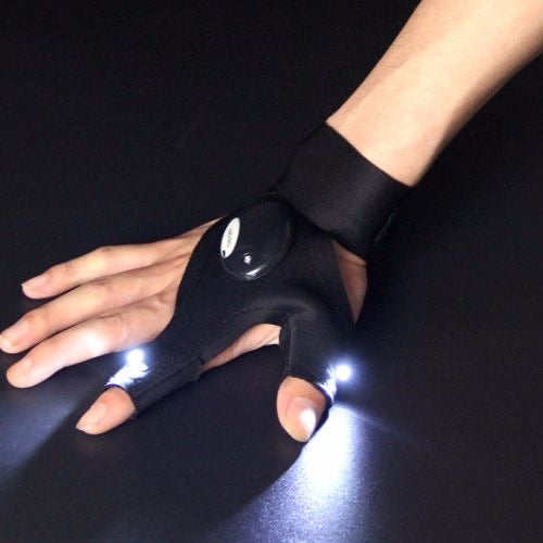 Fishing gloves with light